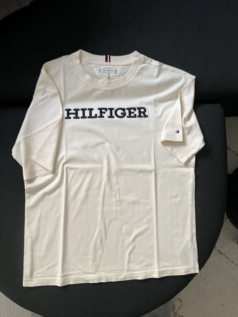 Tommy Hilfiger T-shirt: Tommy Hilfiger T-Shirt – Usato da Baden venduto da Car_lio09