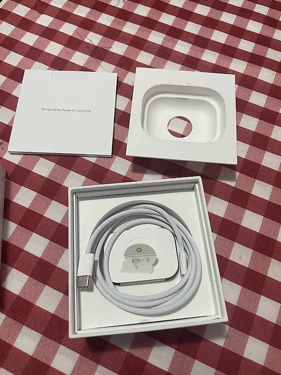 Apple Casques audio: AirPods Pro 2 – D'occasion à Sigirino par tor_2tnf 2