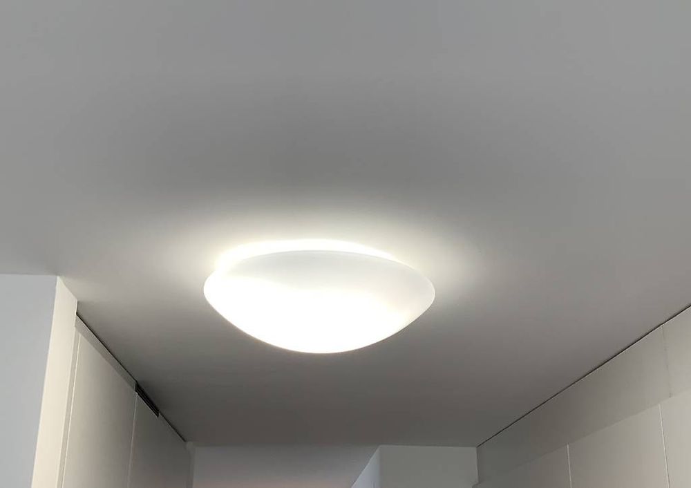 Lampada Da Parete E Soffitto Bloomy - Plafoniera Rotonda Ø25 Cm, Bianco/Nero, Vetro E Metallo, Attacco E27 Max 40W, Dimmabile, IP20 Per Interni