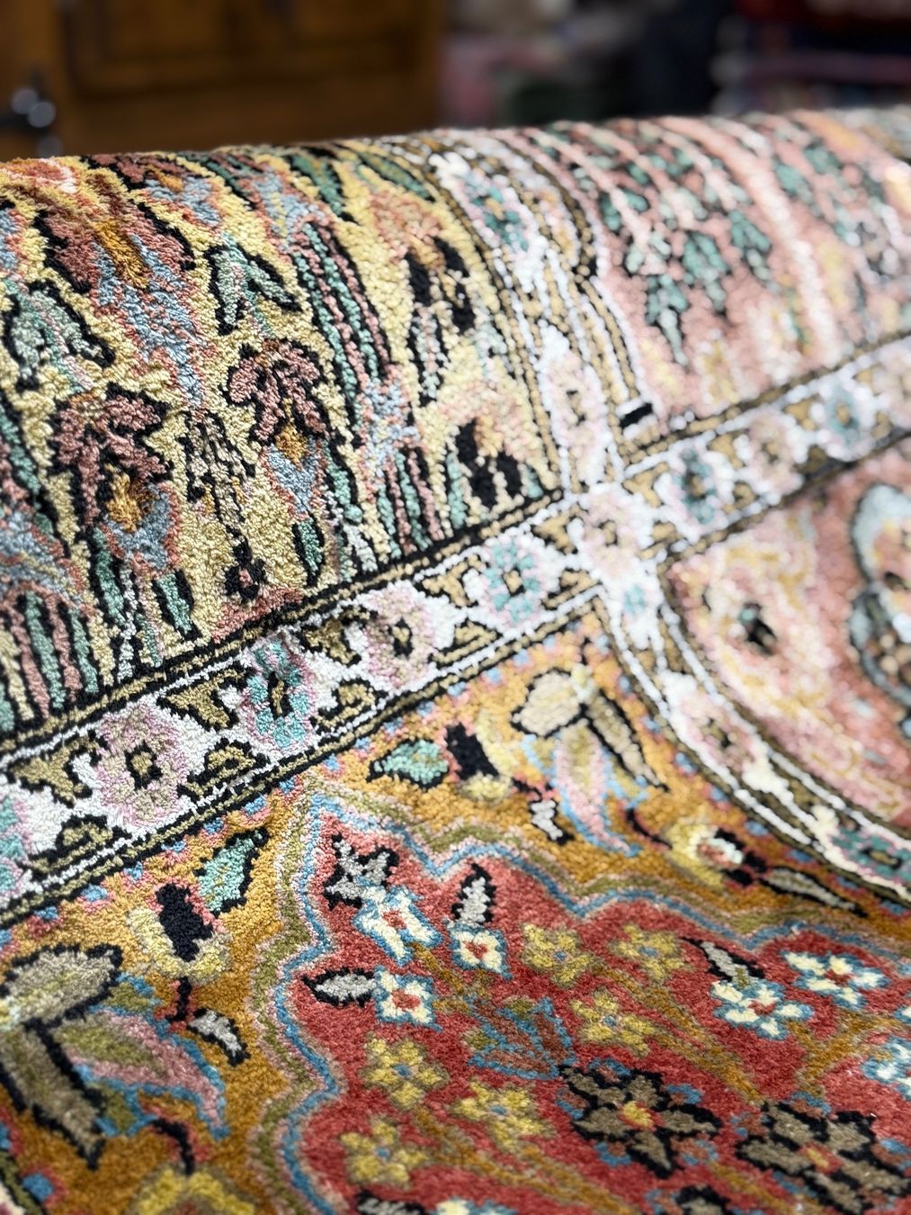 Tappeti: Wunderschöner grosser handgeknüpfter Seidenteppich – Usato da Bennau venduto da Mayer_Carpets 9