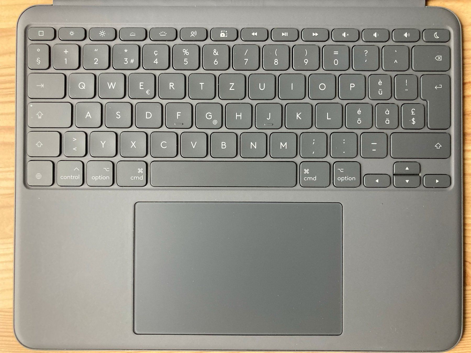 Logitech Tastiere: Logitech Combo Touch Tastatur – Usato da Bern venduto da Thegreenwall11 1