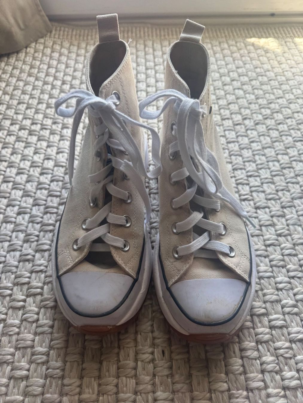 Damenschuhe: Sneakers Damen BK Grösse 38 cremefarben – Gebraucht aus interlaken von zora38 5