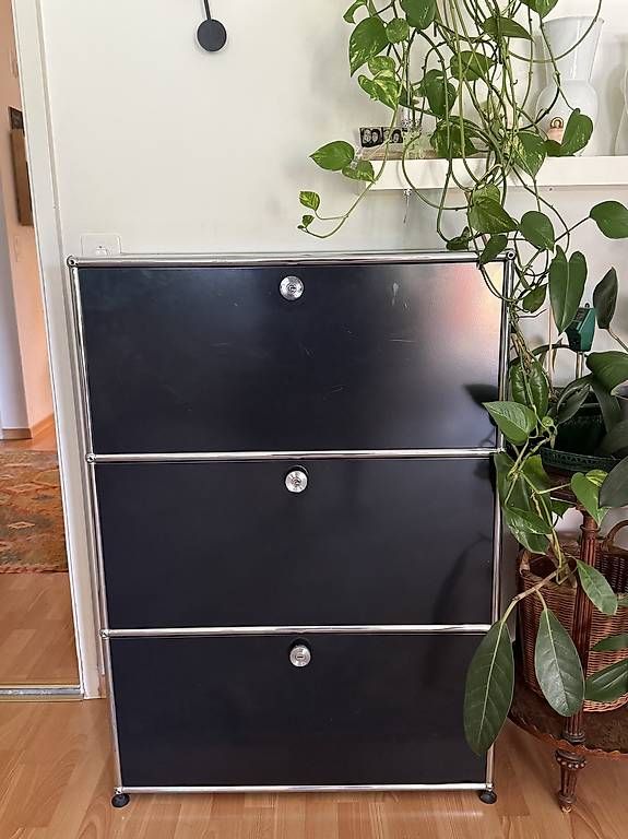 Scaffali: USM Haller Highboard Anthrazit – Usato da rüschlikon venduto da Maieriislis