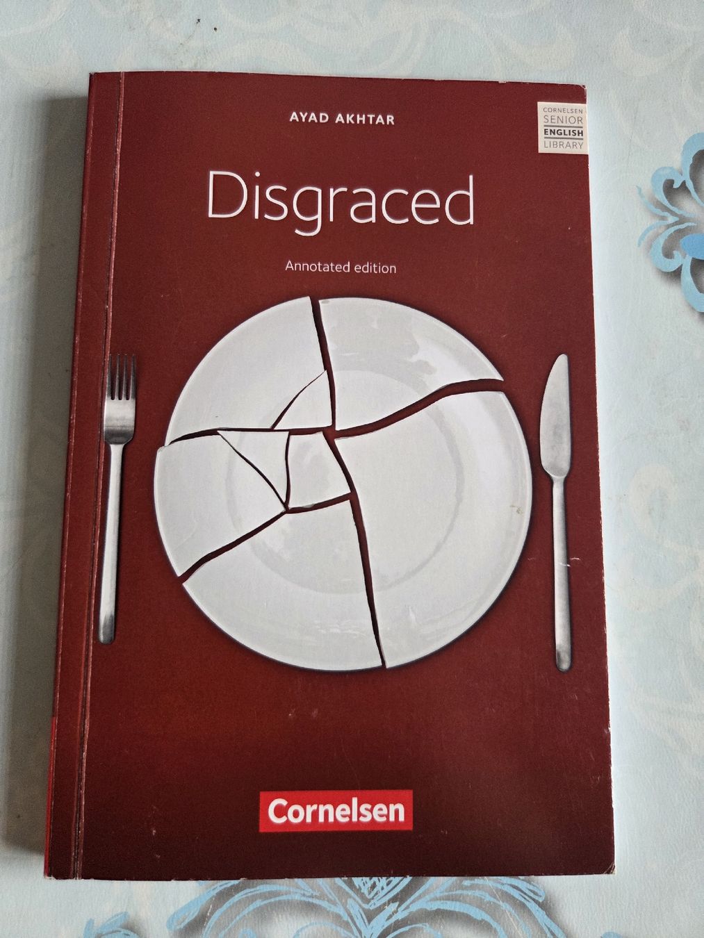 Bücher: Buch Disgraced Ayad Akhtar Cornelsen  – Gebraucht aus Illighausen von Flomi50