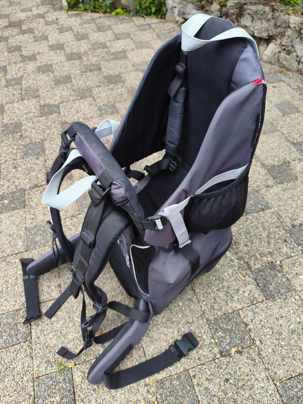 Marsupi portabebè: Kindertrage Rucksack mit Schutzdach – Nuovo (secondo la descrizione) da Lenzburg venduto da Moeli02