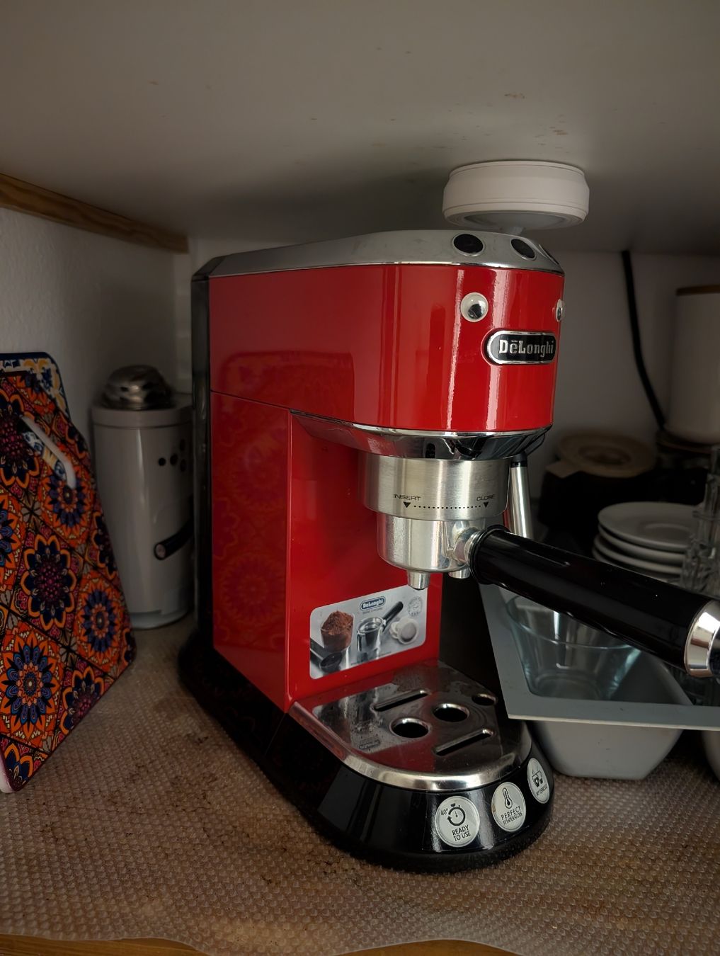 De'Longhi Kaffeemaschinen & Espressomaschinen: DeLonghi Espressomaschine rot guter Zustand – Gebraucht aus Zürich von Finafets 3