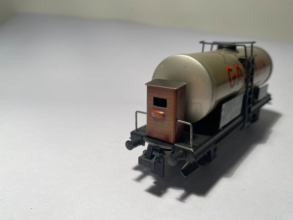 TRIX Express, Metall Tankwagen GASOLIN grau, DC Achsen 4