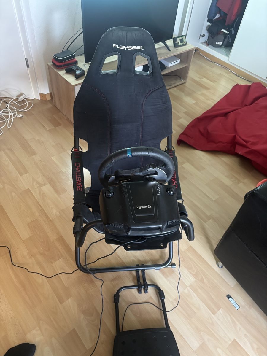 Playseat Chaises: logitech G29 + playseat challenge driving simulator – D'occasion à Echandens par all_p8s8