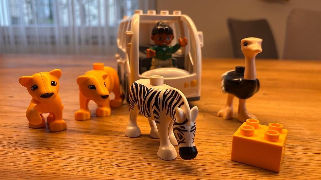 Lego Giocattoli: LEGO DUPLO 10502 - Safari Bus – Usato da Frauenfeld venduto da Renegade77 2