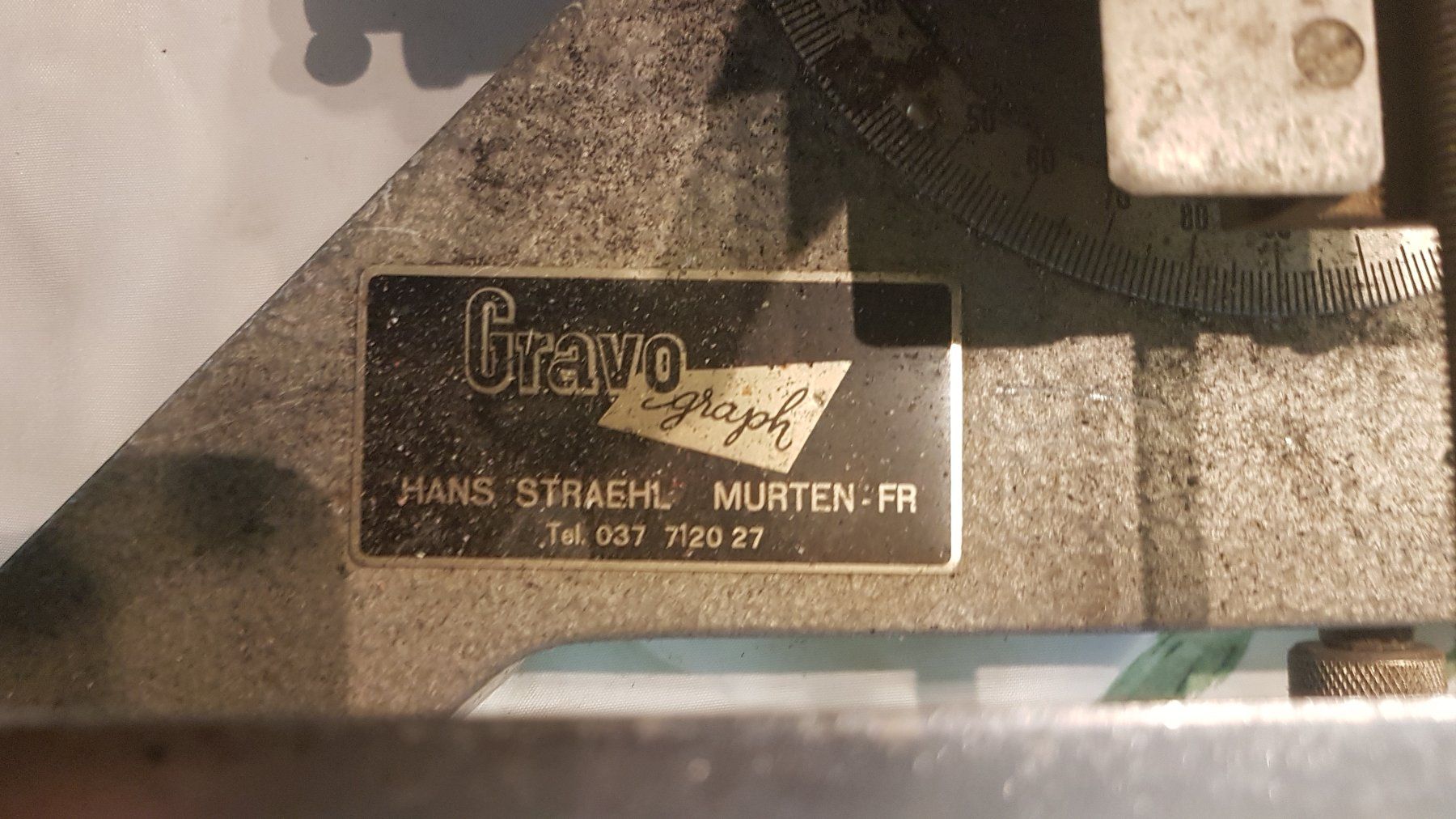 Tutte le macchine: Tisch - Graviermaschine GravoGraph – Usato da Mühleberg venduto da 01.Ri.02.22 2