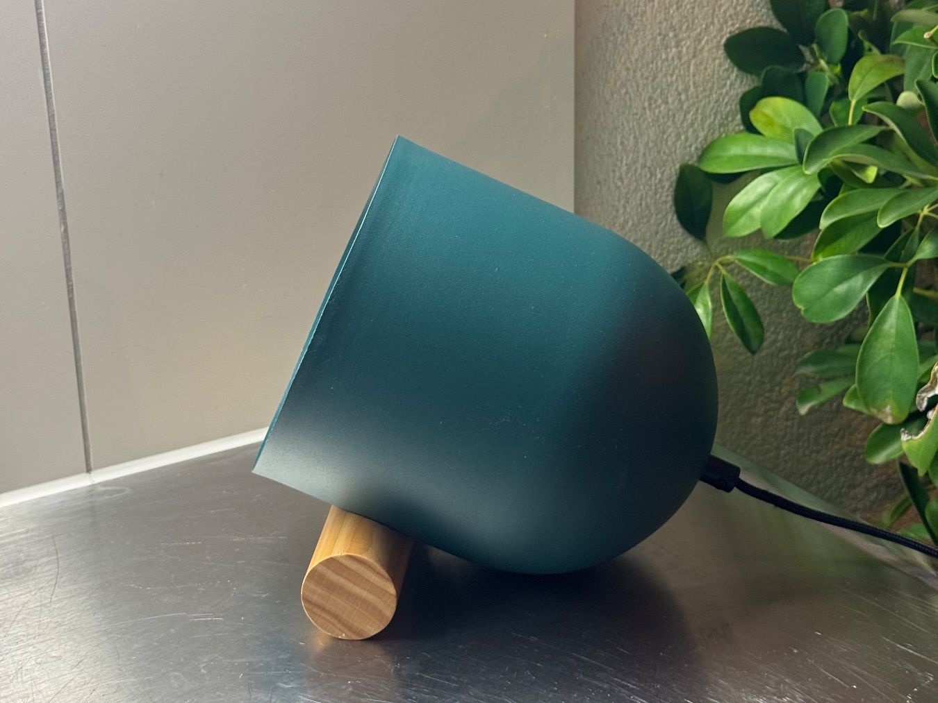 Westwing Lampade: Kleine Tischlampe mit Holz-Dekor – Usato da Zürich venduto da Mariaxlx 2