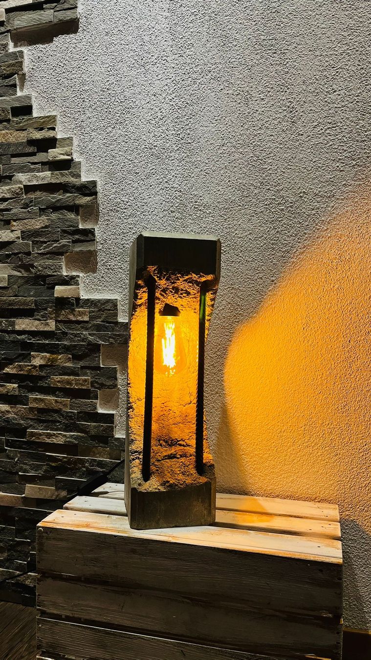 Lampade: Betonlampe – Nuovo e nell'imballaggio originale da Buttisholz venduto da Silu.99