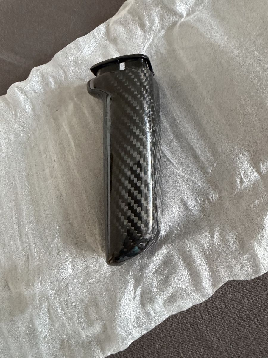 BMW Tutti pezzi di ricambio auto: bmw f30 e90 e92 f80 Carbon handbrems griff – Nuovo (secondo la descrizione) da zürich venduto da edo_d8tm