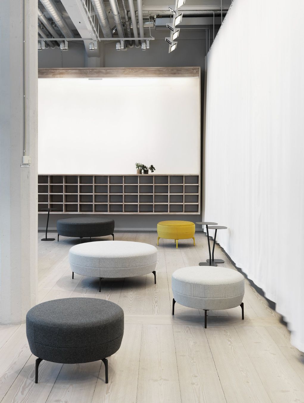 Sgabelli: Hocker-Pouf von Lammhults Modell Addit | Stoffbezug hellblau – Nuovo (secondo la descrizione) da Erlen venduto da mat_jm2f 6