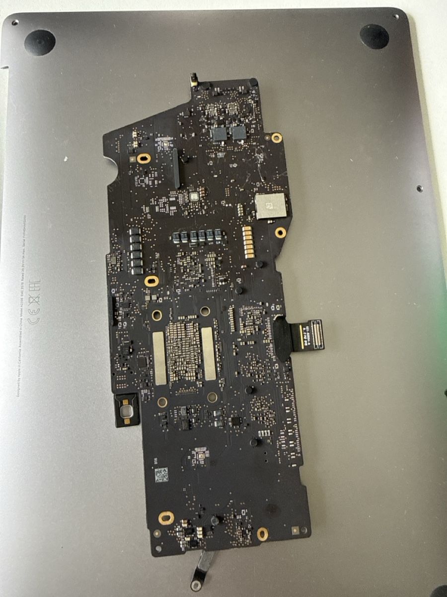 Apple Portables: Macbook Pro M1 Ersatzteilspender – Défectueux à Rapperswil SG par TimoWey 4