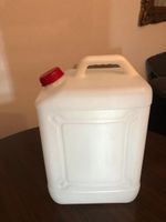 Bidon gradué de 20 litres avec bouchon rouge!