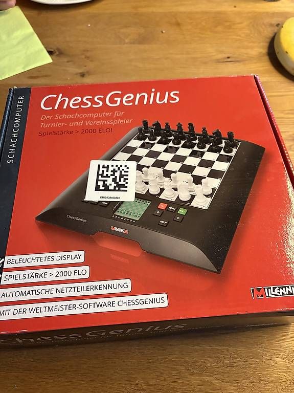 Jeux: Schachcomputer – D'occasion à Bern par nicolestrebel