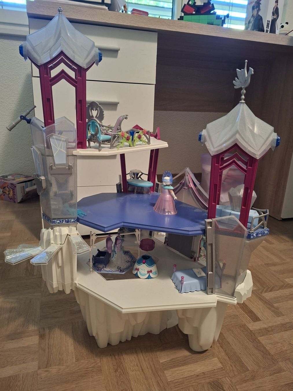 Playmobil Giocattoli: Playmobil Eisprinzessin Schloss – Usato da Bülach venduto da jol_g7rc 1