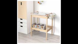 Wickeltisch Ikea und Kinderbett