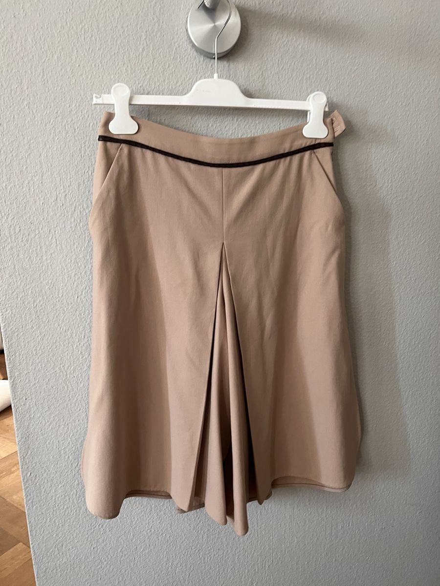 Max Mara Pantaloni: Hosenjupe Max Mara, Gr. 36, beige – Usato da Solothurn venduto da Brini06