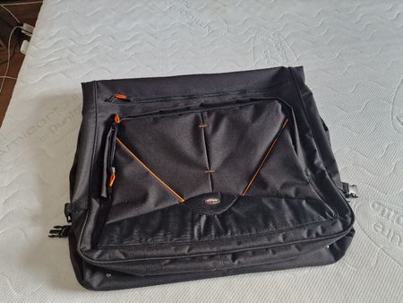 Kleidertasche neuwertig