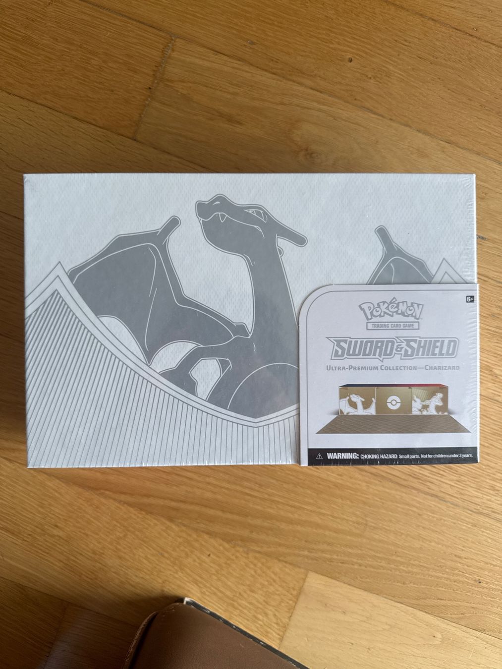 Pokémon Sammelbilder & Trading cards: Pokemon Sword Shield Ultra Premium Collection – Neu und originalverpackt aus Zürich von 1Rarestack1 1