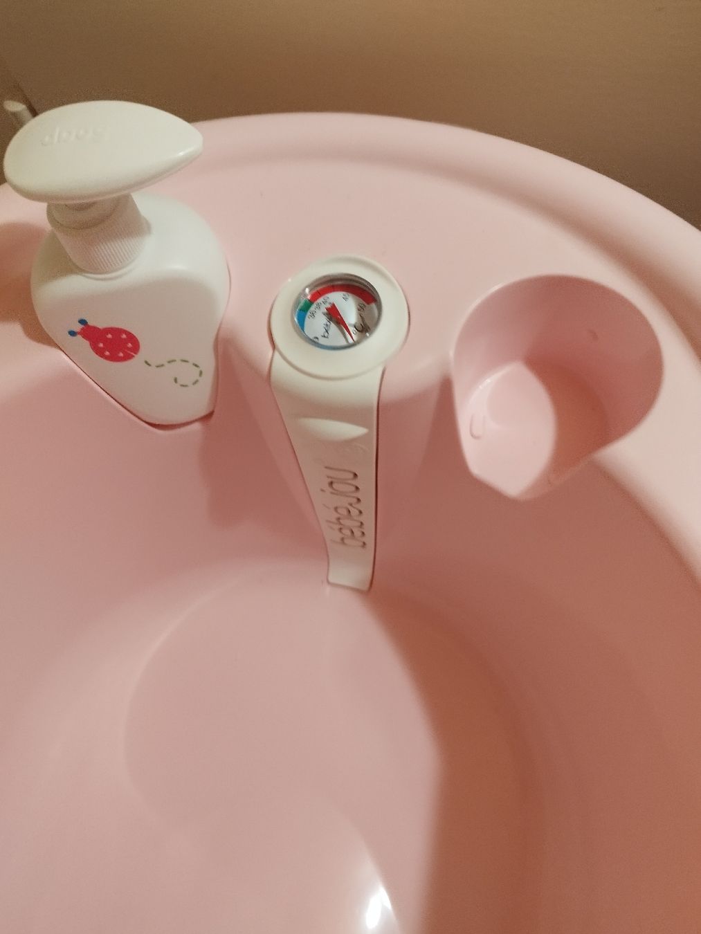 Badewannen: Baby Badewanne mit Gestell – Neu (gemäss Beschreibung) aus Appenzell von Bal.g 2