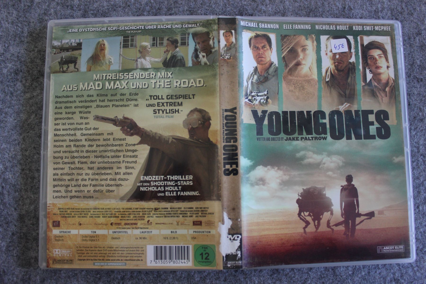 Tutti i DVDs: Young Ones DVD ( 456) – Usato da Geroldswil venduto da Schlumpfine1973