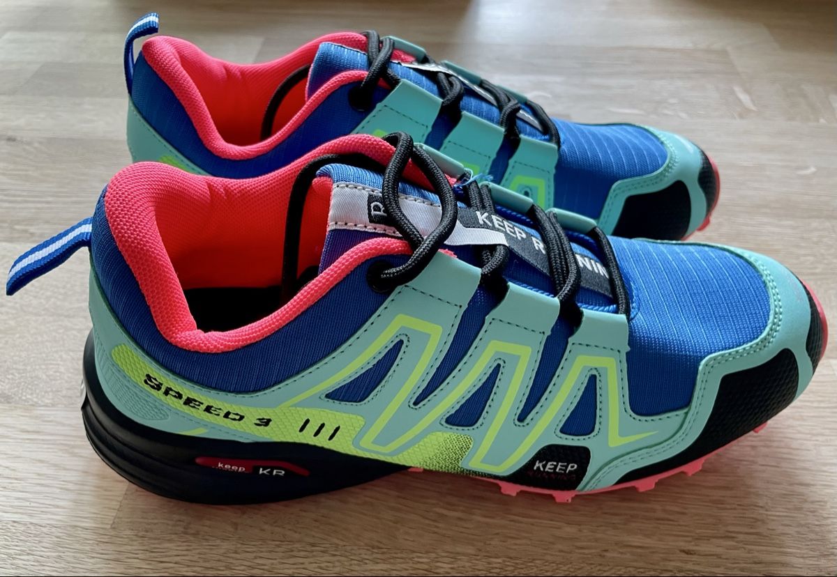 Scarpe da donna: Trekkingschuh Gr. 40 – Nuovo e nell'imballaggio originale da Laupen BE venduto da trinegack 1