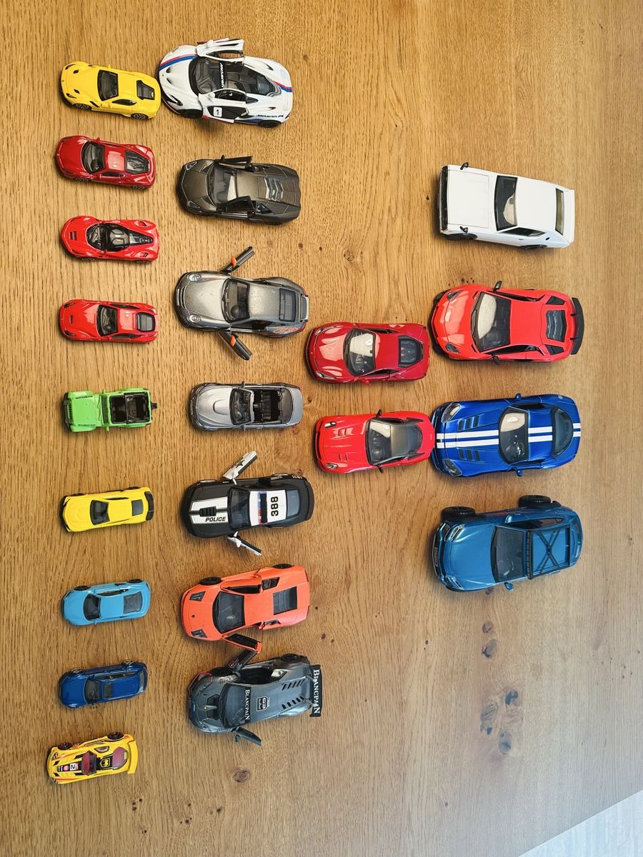 Modellini d'auto: Sammlung von Modellautos, Ferrari, Lamborghini ect. – Usato da Subingen venduto da Leonille
