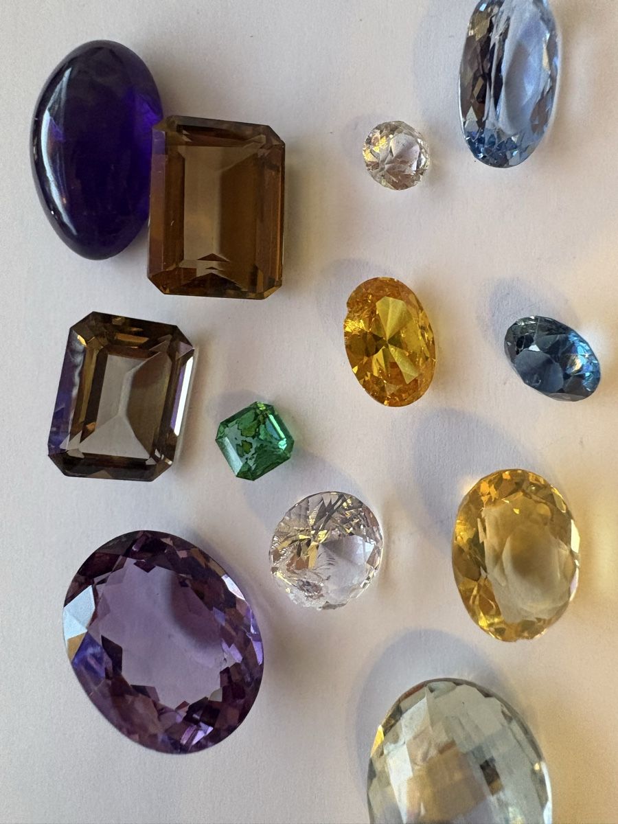 Pietre preziose: Edelsteine von Schmuck  – Usato da Murten venduto da Tzaugg 4