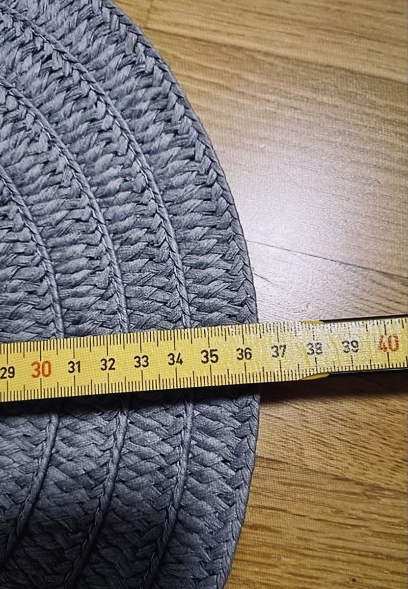 Set di tavolo e panche: Runde Tischset, 9 Stück, grau, neu – Nuovo (secondo la descrizione) da Bözberg venduto da RosmarieOb 2