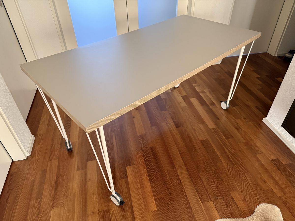 Ikea Scrivanie: Ikea Schreibtisch LAGKAPTEN – Usato da Wohlen AG venduto da Calpoly