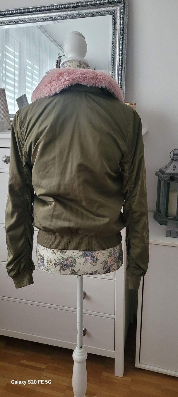 H&M Giacche & Cappotti: Übergangsjacke/Herbstjacke H&M Gr.164 – Usato da Oberaach venduto da Svea11 2