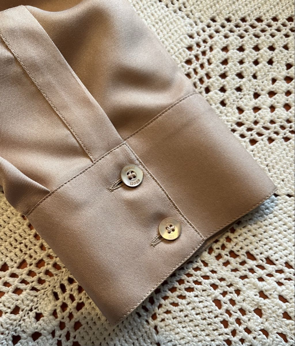 Gucci Camicette: Gucci Seidenbluse, Gr. 40 – Usato da Zollikerberg venduto da elbamania 3