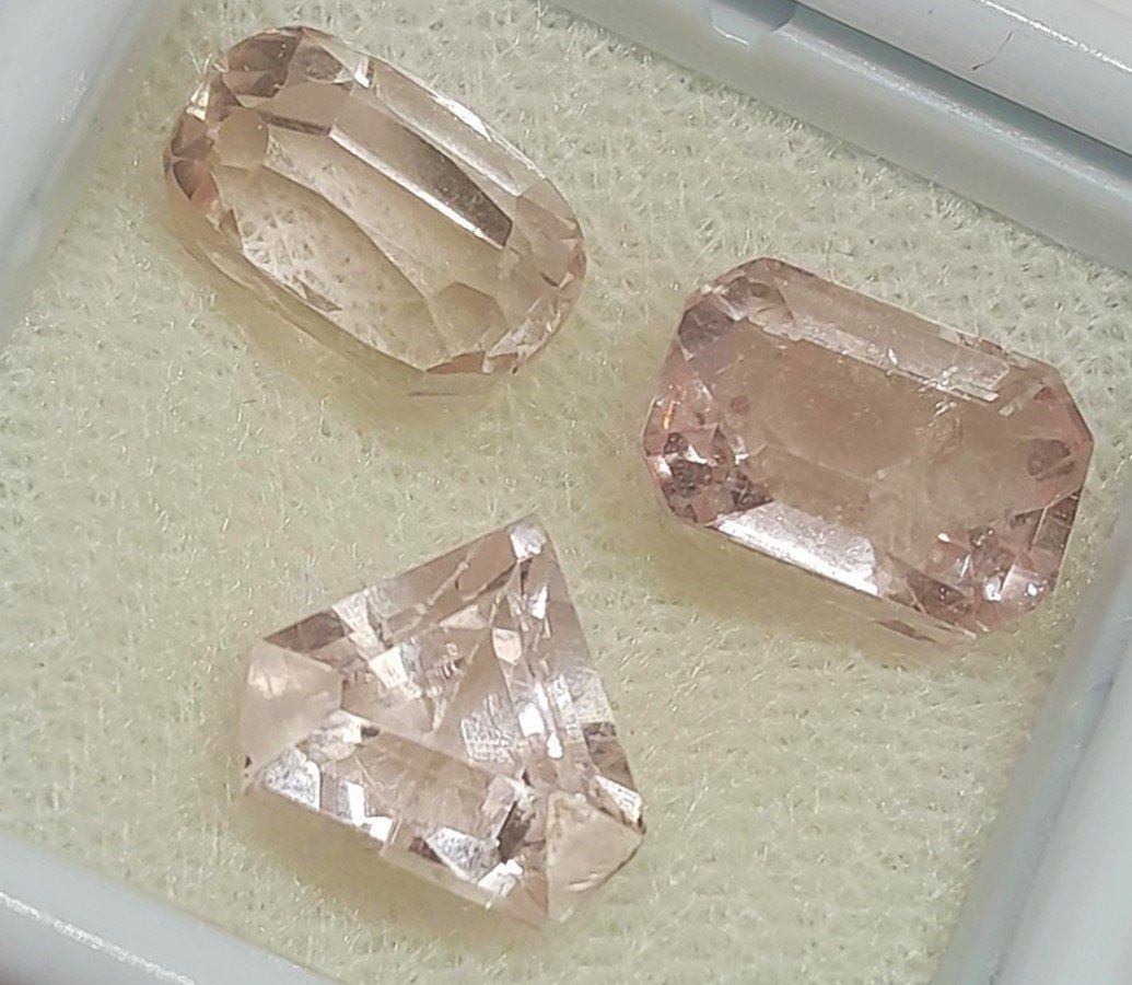 Pietre preziose: 3x Kunzites 8.63 ct - Valeur 342.- Fr – Nuovo (secondo la descrizione) da Grimisuat venduto da Valgem 1