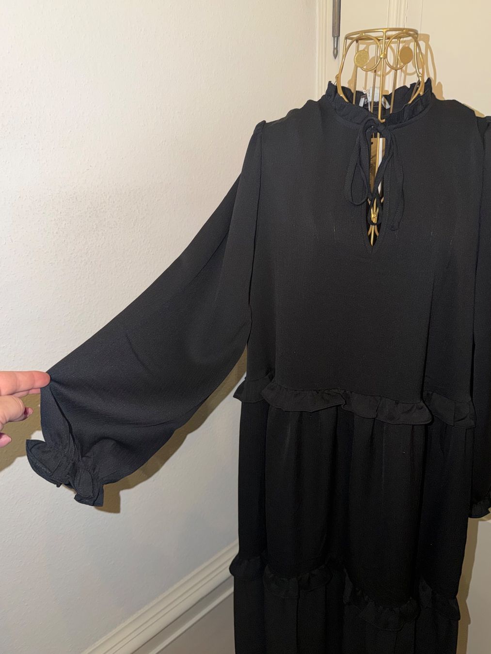 Kleider: Neues Schwarzes, elegantes Maxikleid mit Rüschen Gr L – Neu und originalverpackt aus Basel von Blausara707 3
