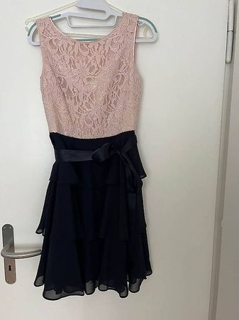Festliches Kleid Jakes 34