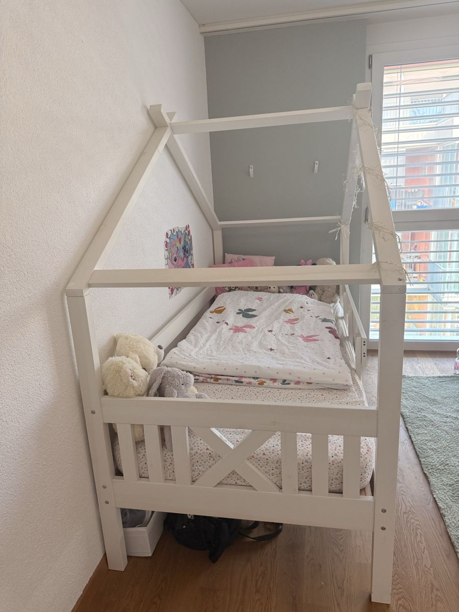 Betten: Kinder Bett Hausbett – Gebraucht aus Lengnau BE von gebot1988 1