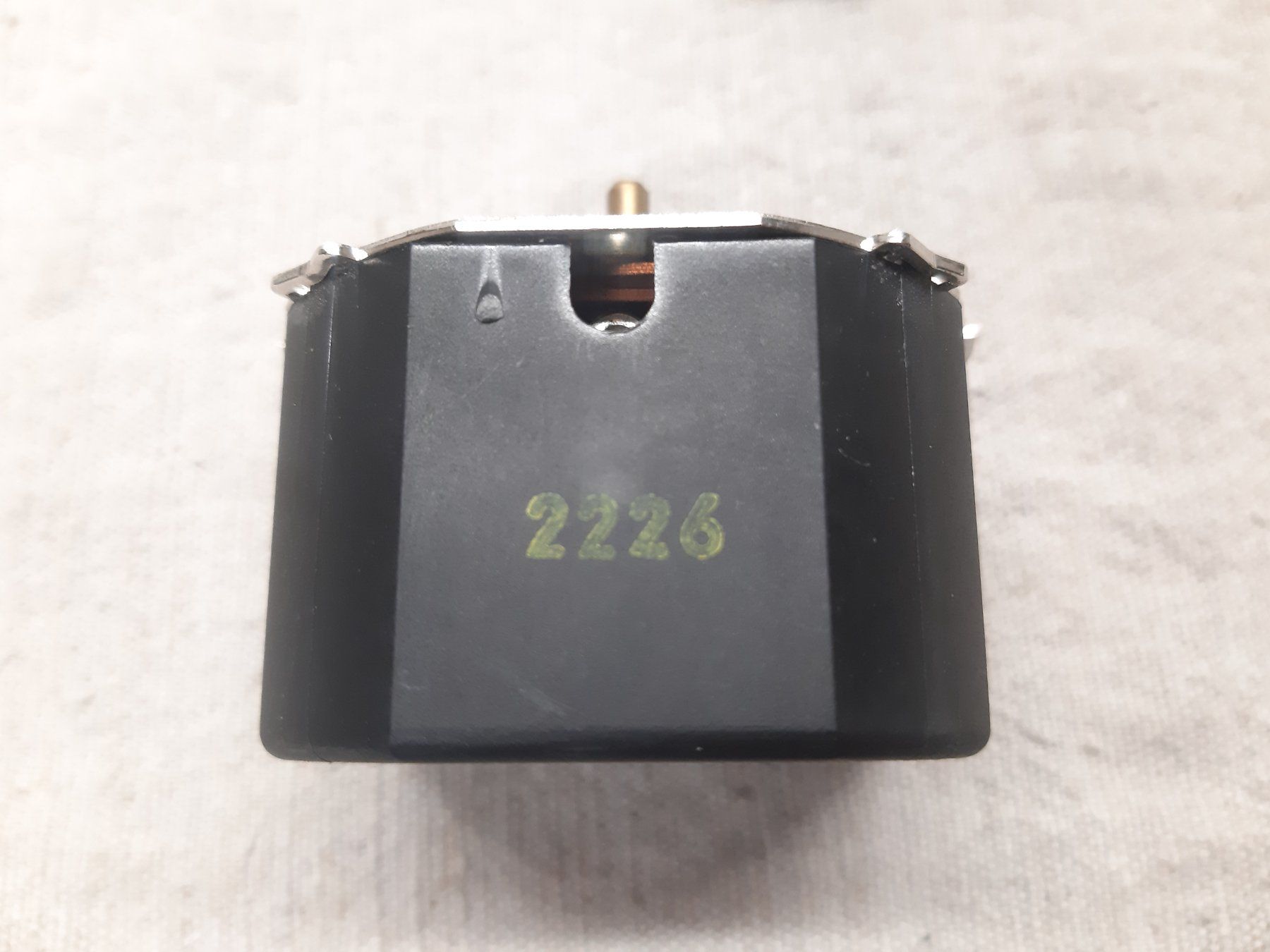 Feller Interruttori: Feller Dimmer 31000 1000W Drehdimmer mit oder ohne Abdeckung – Usato da Volketswil venduto da bauteilverwerter 3
