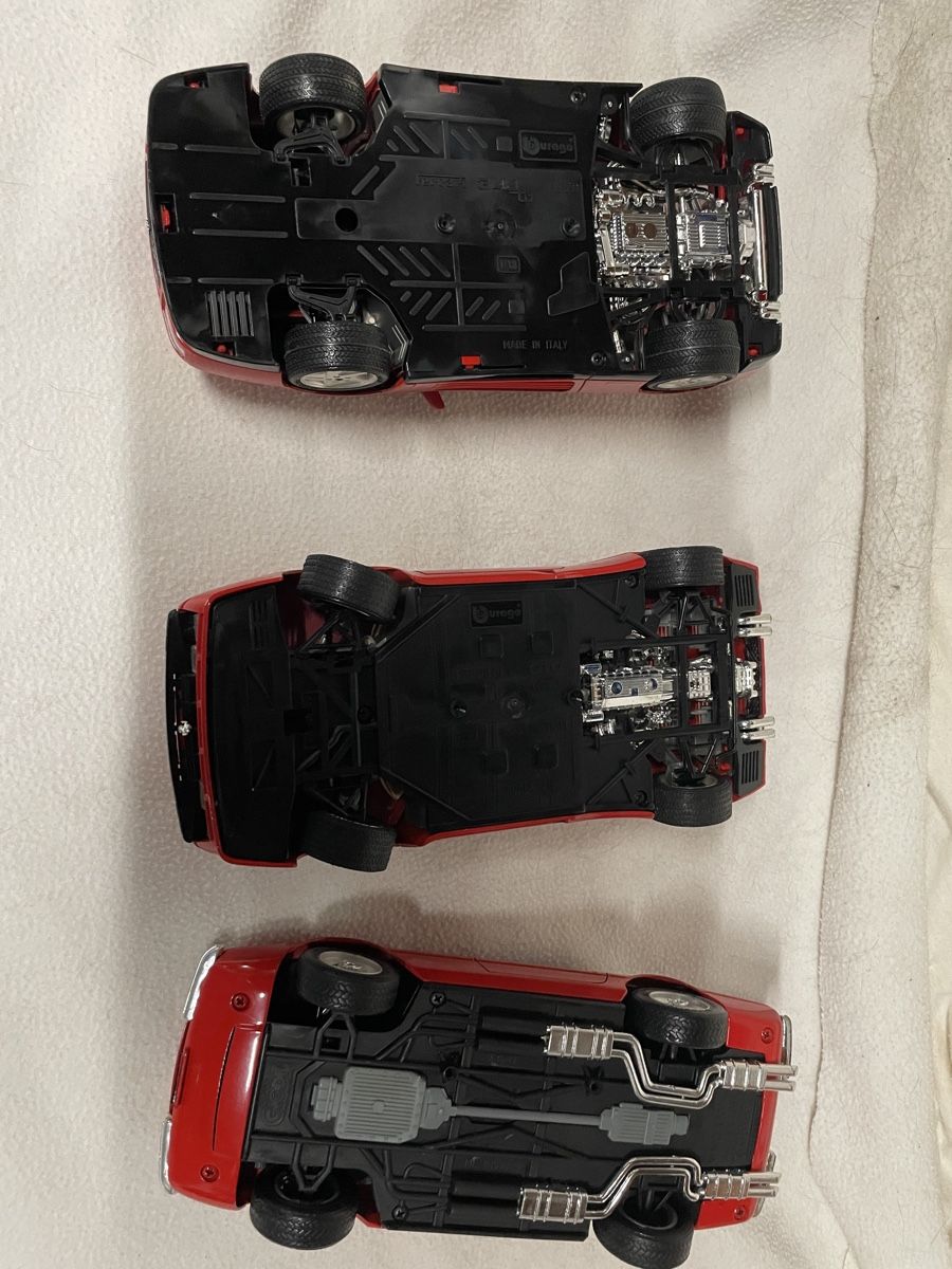 Bburago Modellini d'auto: Ferrari 3 Diverse Modelle  – Usato da Zuerich venduto da HaYvFoRu 1