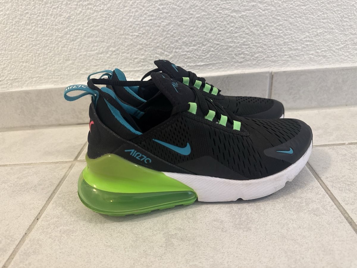 Nike Scarpe da uomo: Nike Air 270 – Nuovo (secondo la descrizione) da rotkreuz venduto da tijana0504