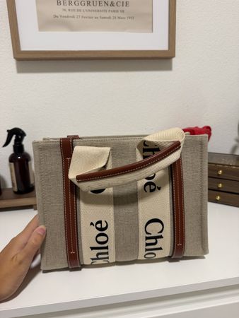 Chlie Woody Tote Bag