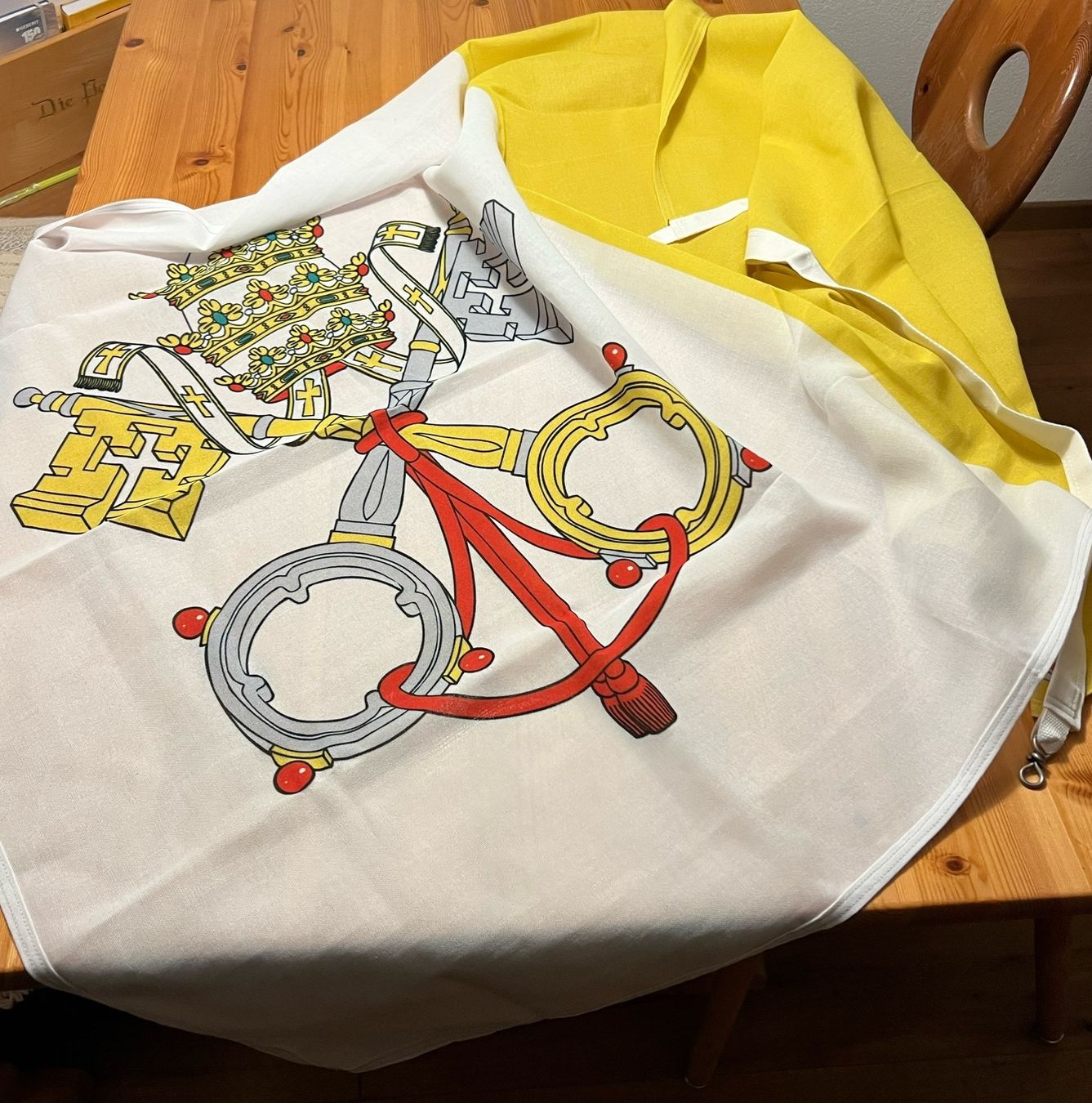 Fahnen: Fahne Vatikanstadt – Neu und originalverpackt aus Degersheim von Rrimi