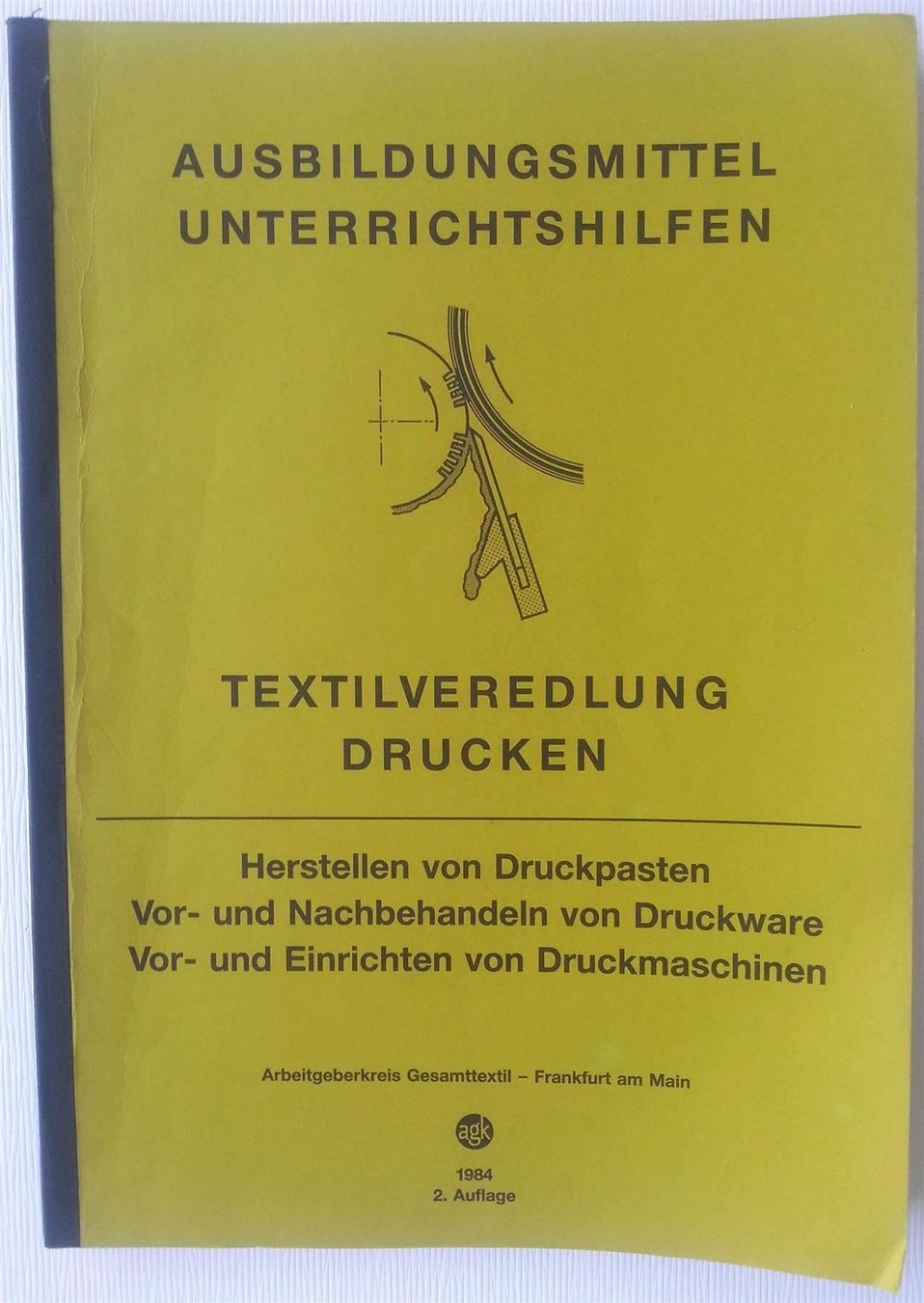 Bücher: TEXTILVEREDLUNG – DRUCKEN, 1984 – Gebraucht aus Oberriet SG von ganesh435
