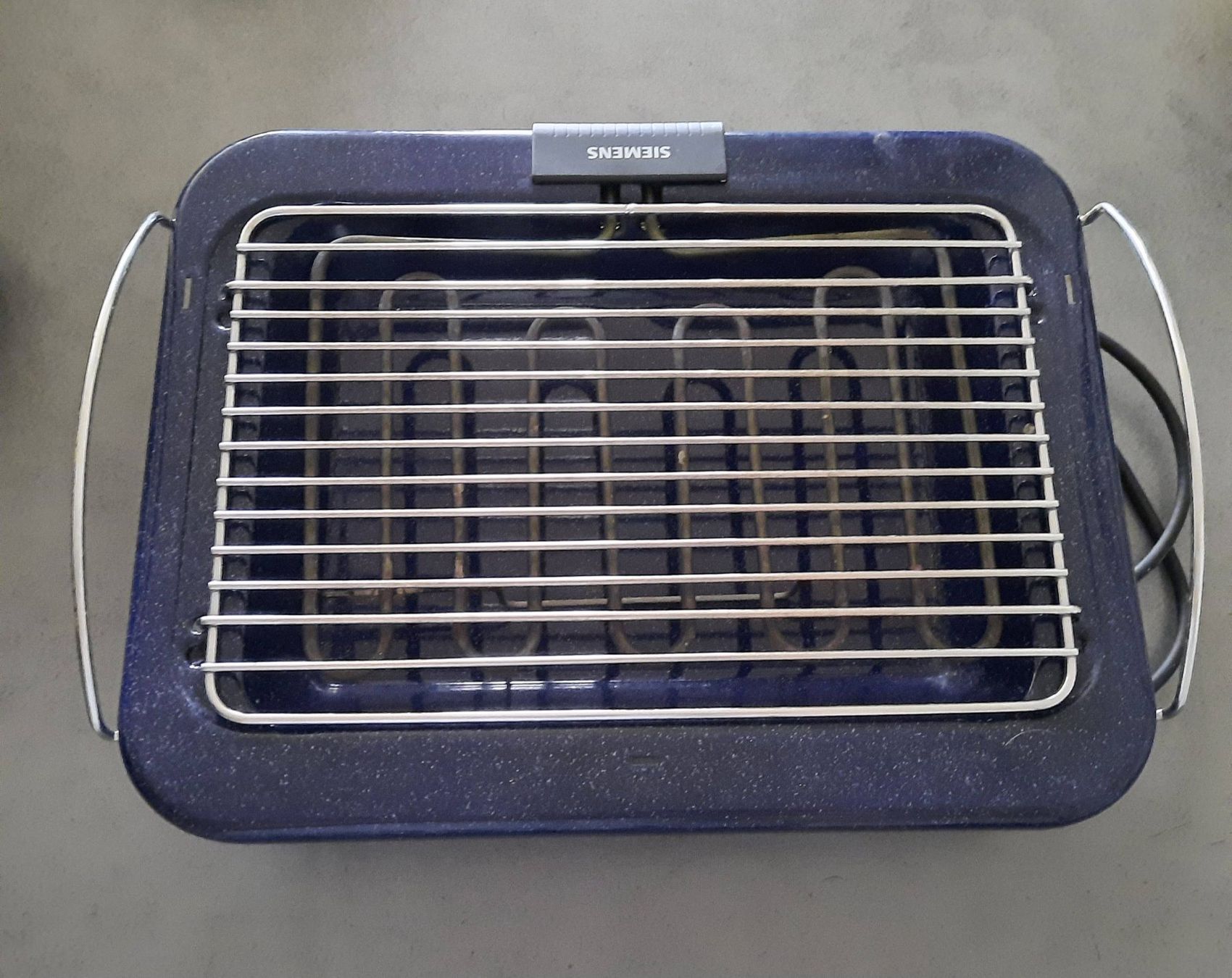 Griglie: Grill électrique de table Siemens – Usato da Cornaux NE venduto da petitpied