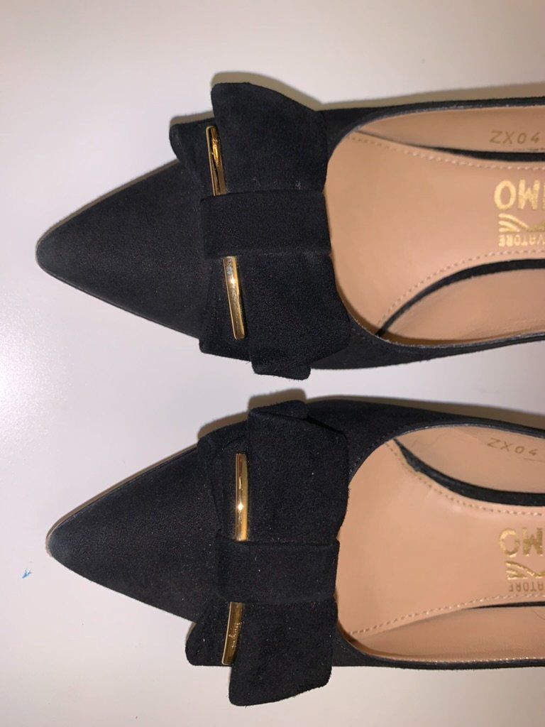 Salvatore Ferragamo Scarpe da donna: Salvatore Ferragamo Pumps 'Runa' in black suede – Usato da Genestrerio venduto da fra_c955 6