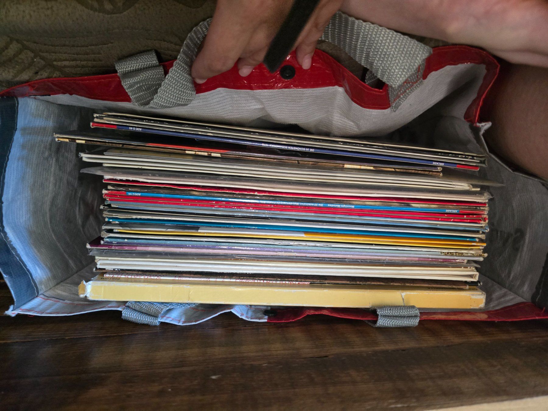 Dischi in vinile: Lot de vinyl – Usato da Saillon venduto da MimiBov