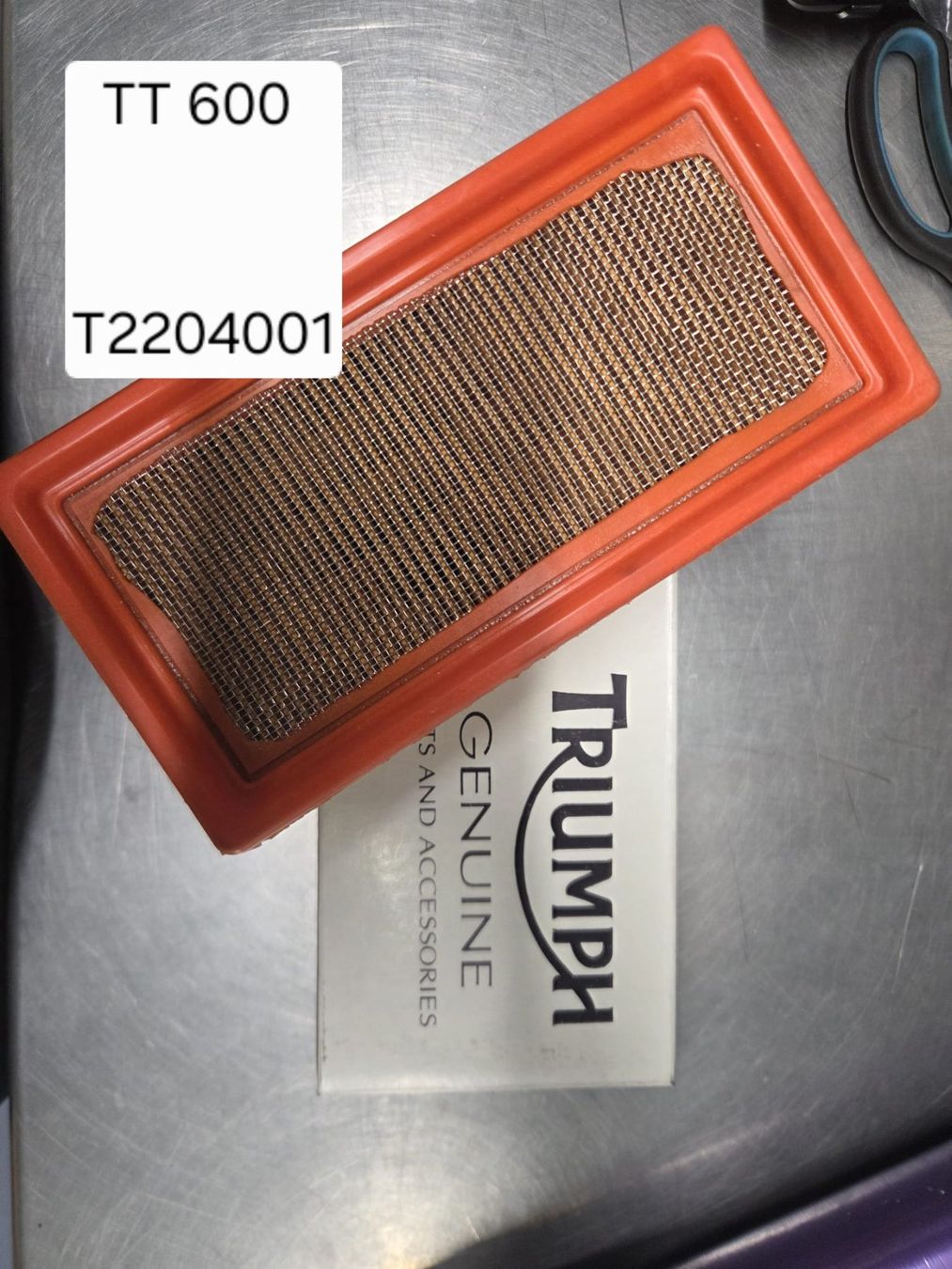 Triumph Tutti i ricambio per moto: Triumph Luftfilter NEU T22040001 – Nuovo e nell'imballaggio originale da Alpnach Dorf venduto da Biker-Lady