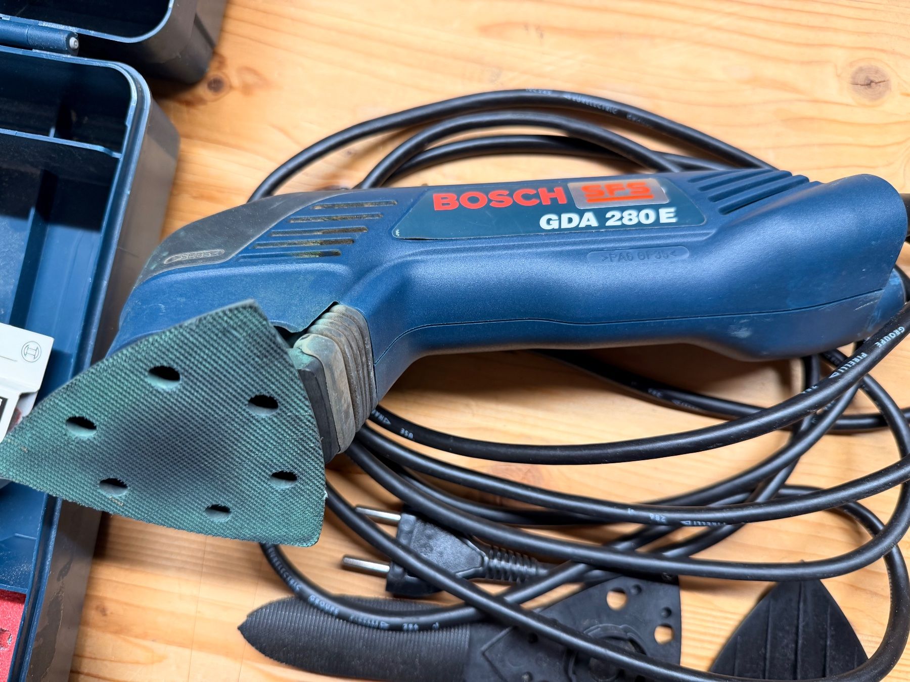 Bosch Smerigliatrici & Lucidatrici: Bosch GDA 280 E Schwingschleifer – Usato da Baldegg venduto da Swissspeed 2